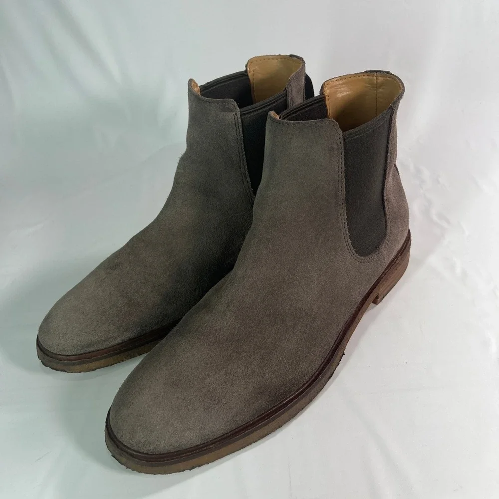 Clarks Clarkdale Gobi Men's Grey Suede Chelsea‎ Boots Size 8.5 Ankle Boots 21621